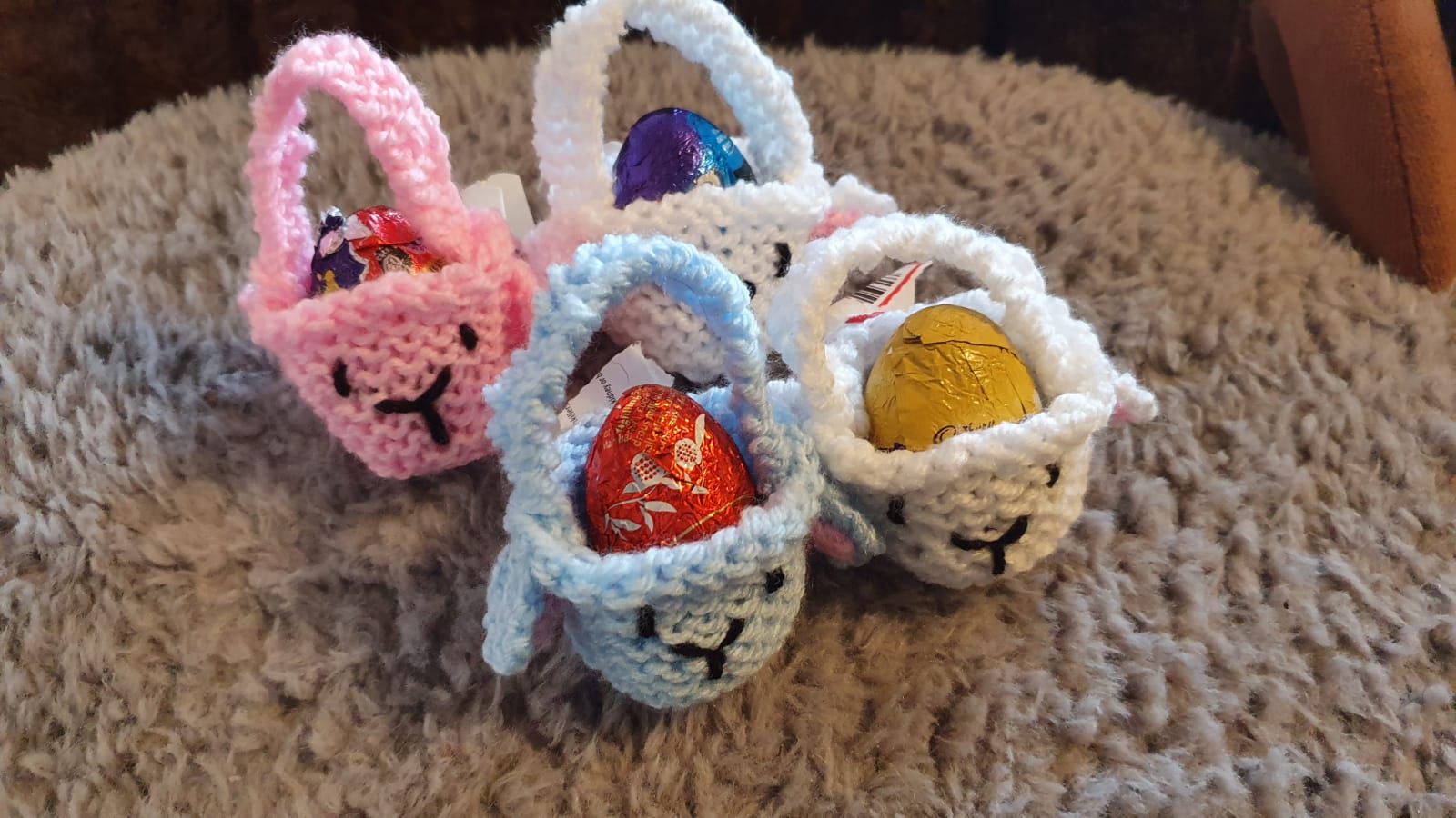 Easter Egg Basket with Egg!